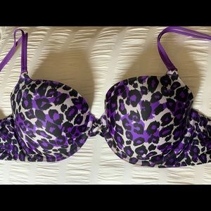 Victoria’s Secret bra 36D